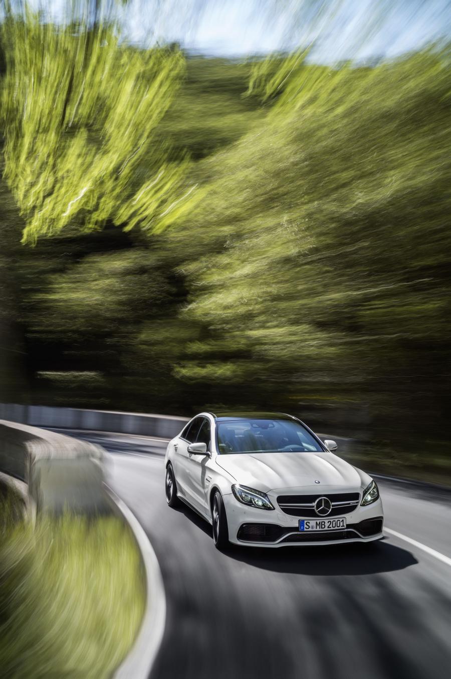  Mercedes-AMG C63 S 2014 года  (фото 21 из 21)